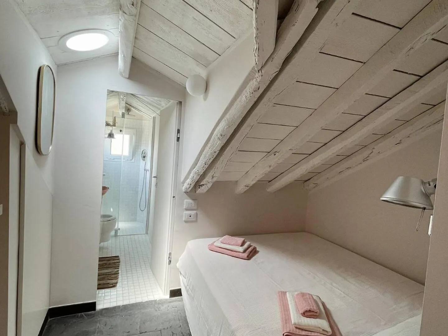 Attico Centro Storico Apartment Arenzano